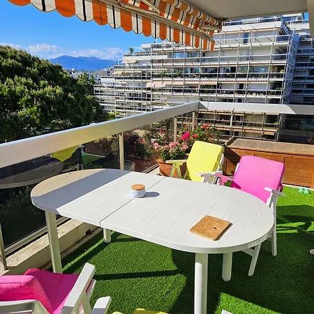 2 Pieces, Juan Les Pins, 400 M, Parking Apartment Antibes